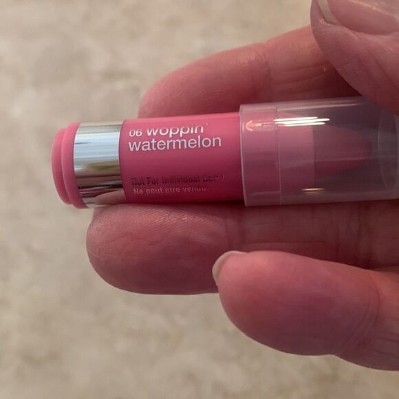 Clinique Beauty Bag Bundle - Picture 2 of 4